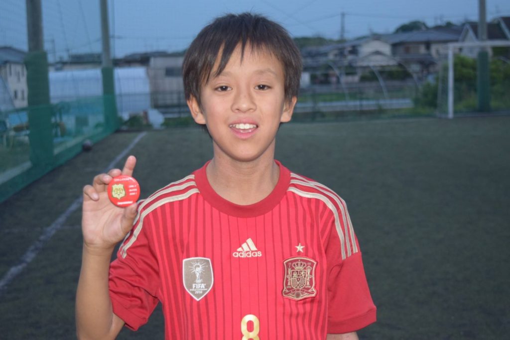 33690389 1716743301738602 9178683799788060672 o 1024x683 - 安定した太ももリフティングでバッチゲット!!