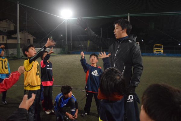 48428073 2007986729280923 2987886199525343232 n 600x400 - 〈はまこさる〉今回は『足裏トラップ』！DFを揺さぶるテクニックを伝授しました！