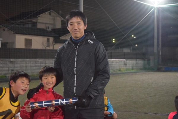 48961957 2007986565947606 3595477381596315648 n 600x400 - 〈はまこさる〉今回は『足裏トラップ』！DFを揺さぶるテクニックを伝授しました！