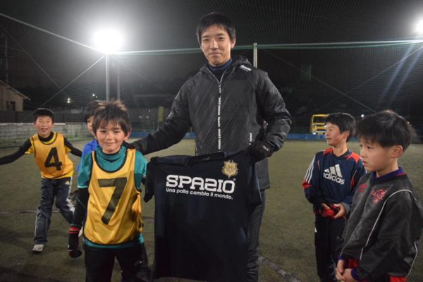 49135441 2007986625947600 1664750974859739136 n 600x400 - 〈はまこさる〉今回は『足裏トラップ』！DFを揺さぶるテクニックを伝授しました！