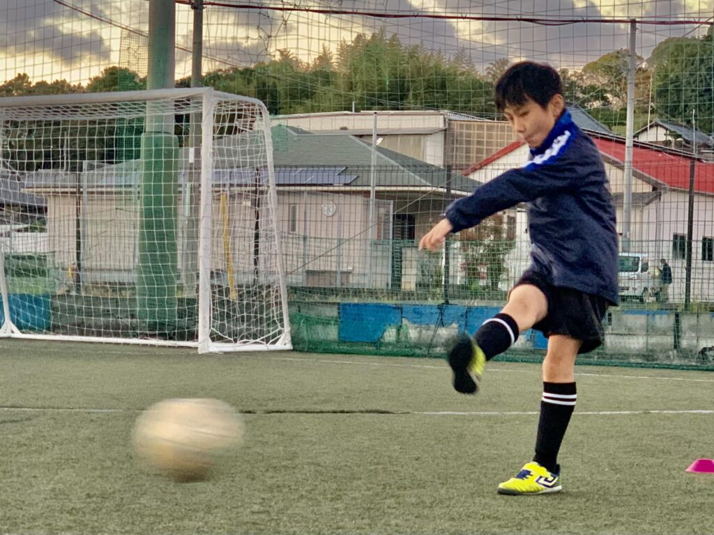 398172699 1018427759570501 4327621351729448946 n 1024x768 - ゴール前で落ち着いて決めれるようにこれからもトレーニングしていきましょう！